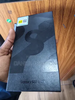 New Samsung Galaxy S22 Ultra 5G 256 GB Black