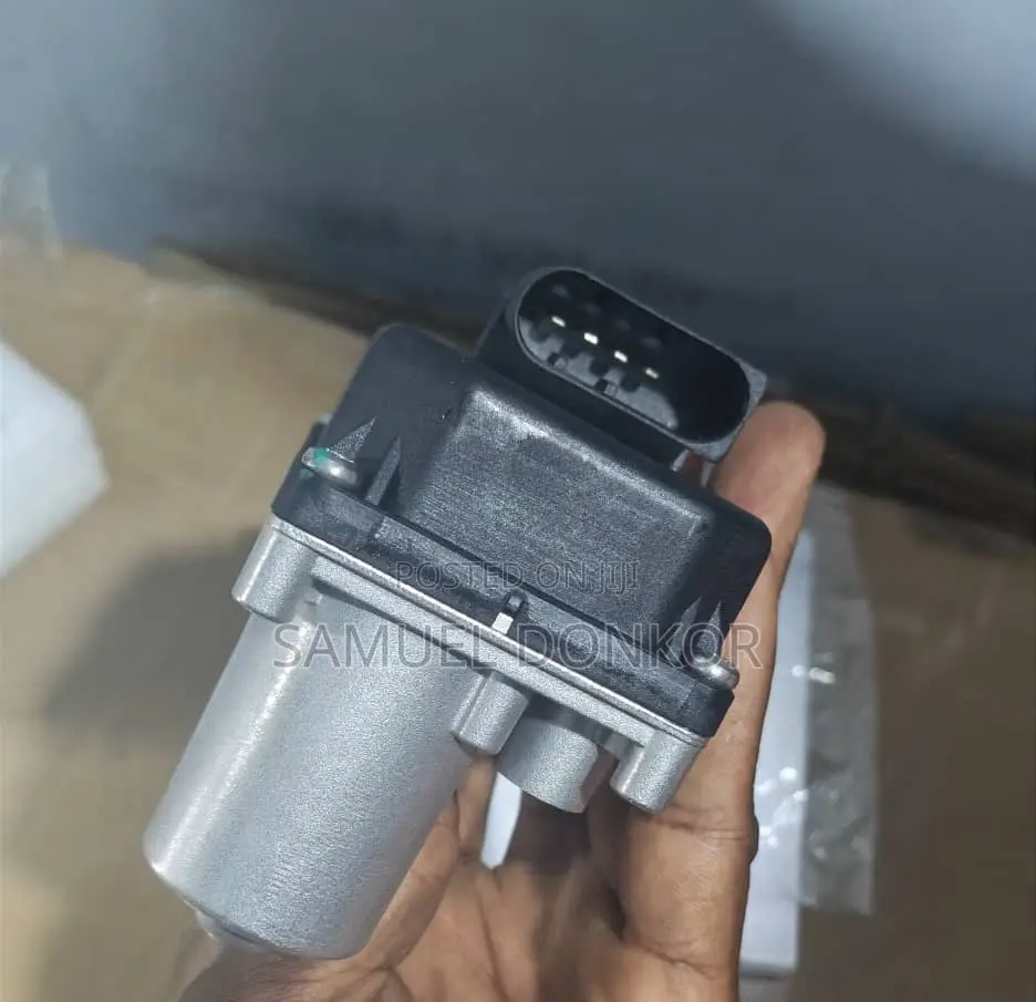 Genuine Hyundai/Kia 128235-2a610 VGT Electronic Actuator