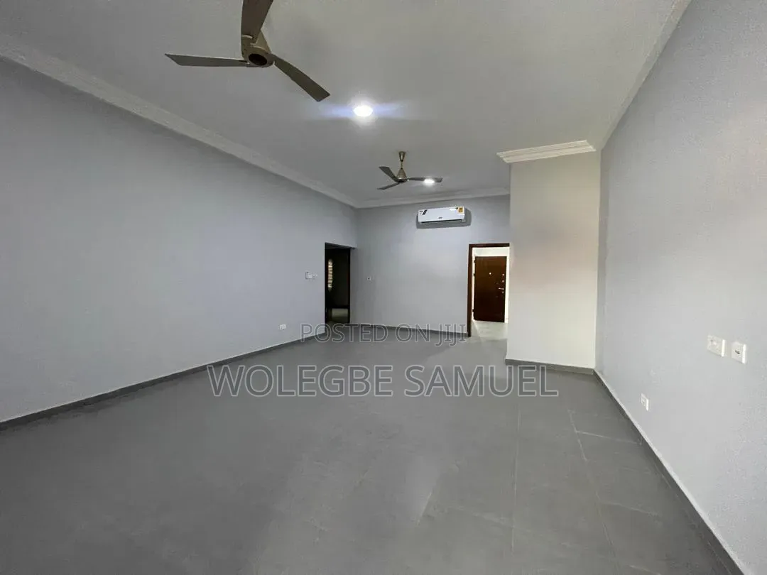 2bdrm Apartment in Lashibi, Sakumono for rent