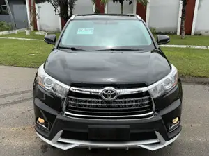 Toyota Highlander XLE V6 4x4 (3.5L 6cyl 6A) 2016 Black