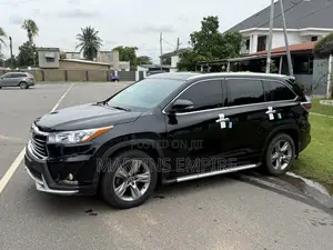 Toyota Highlander XLE V6 4x4 (3.5L 6cyl 6A) 2016 Black