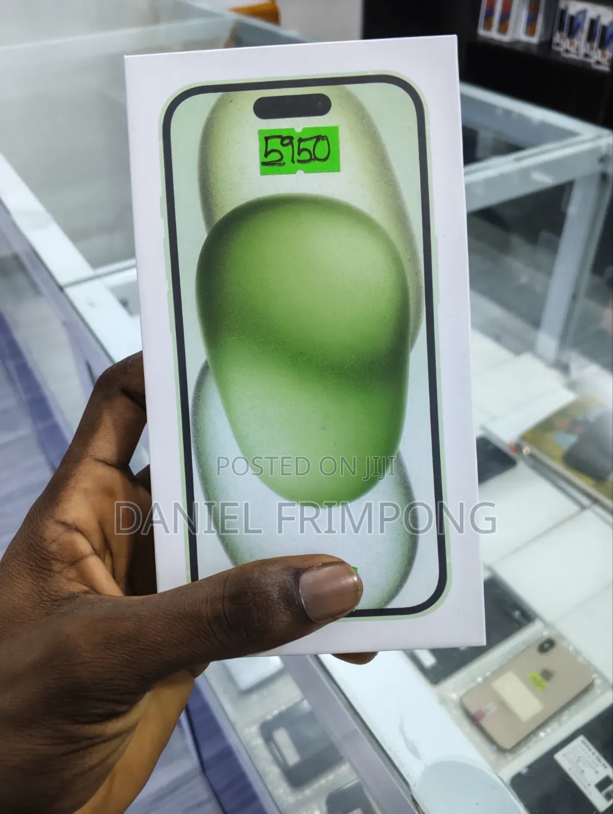 New Apple iPhone 15 256 GB Green