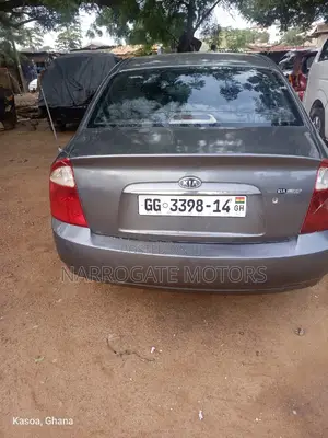 Kia Spectra 2005 Silver