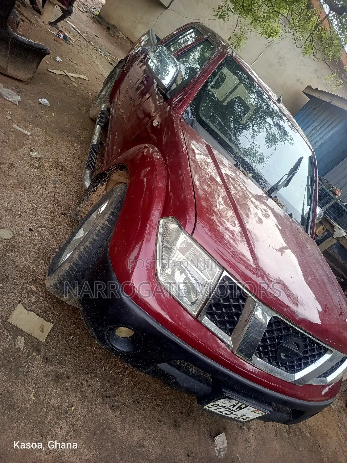 Nissan Navara 2014 Red