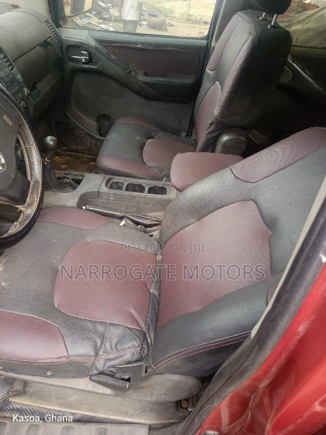 Nissan Navara 2014 Red