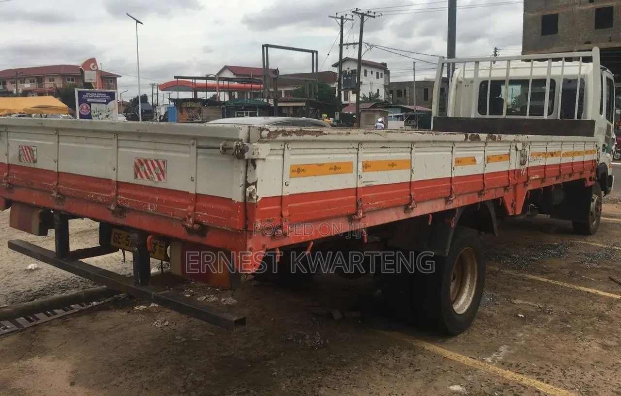 Hyundai 5 Tonnes 2003