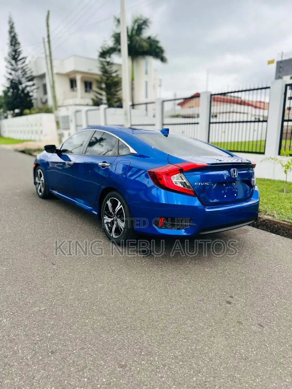 Honda Civic Touring Sedan 2018 Blue
