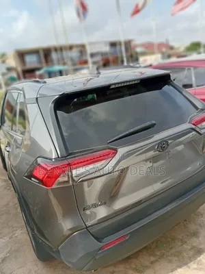 Toyota RAV4 2019 Gray
