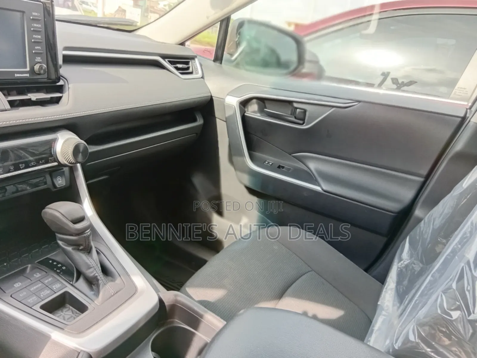 Toyota RAV4 2019 Gray
