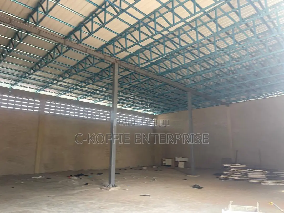 400 SQM Warehouse + Offices at Spintex for Rent