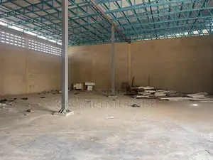 400 SQM Warehouse + Offices at Spintex for Rent