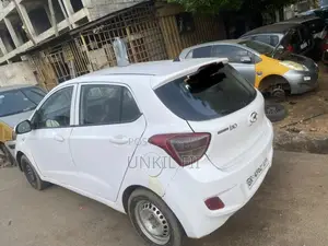 Hyundai I10 2015 White