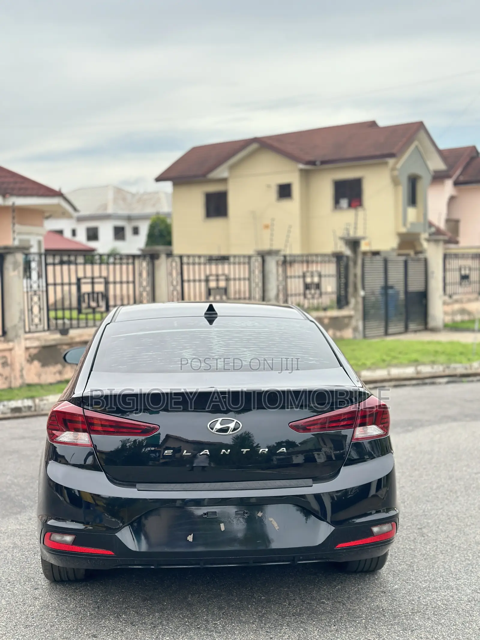 Hyundai Elantra Limited 2019 Black