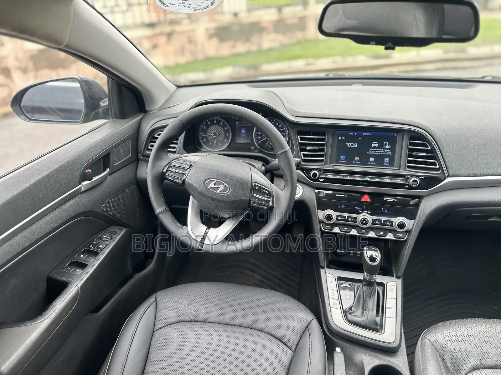 Hyundai Elantra Limited 2019 Black
