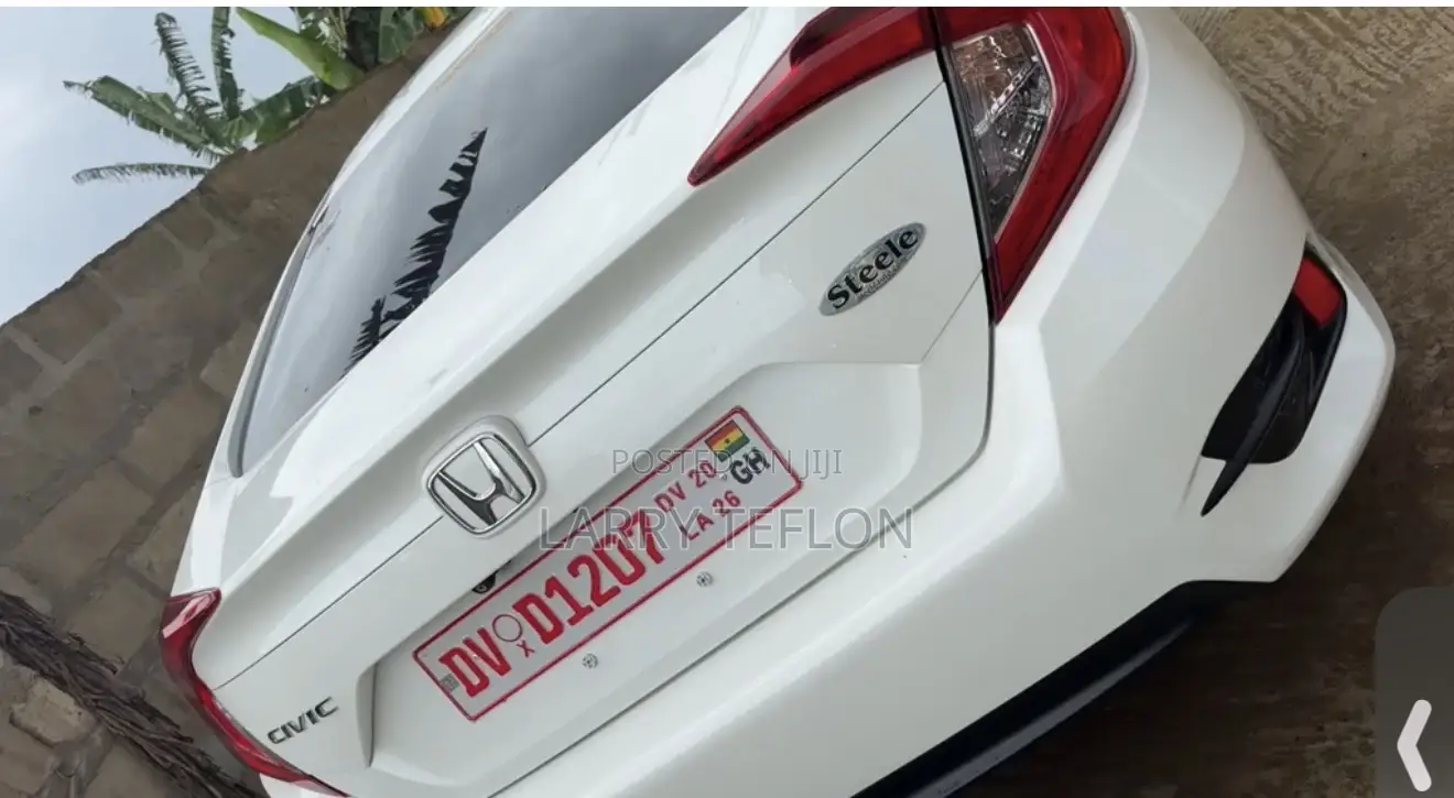 Honda Civic EX Sedan 2018 White