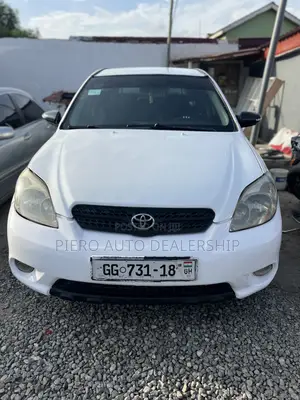 Toyota Matrix 2010 White