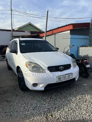 Toyota Matrix 2010 White