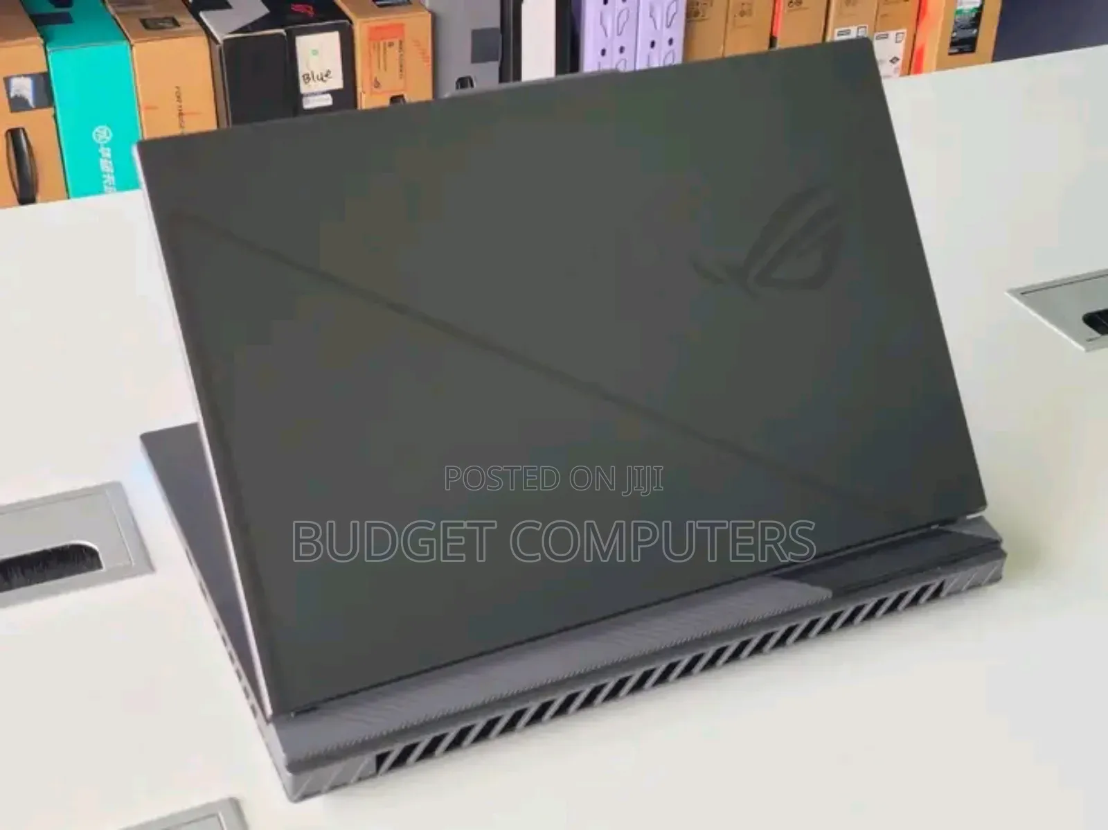 New Laptop Asus ROG Strix G17 32GB Intel Core i9 SSD 1T