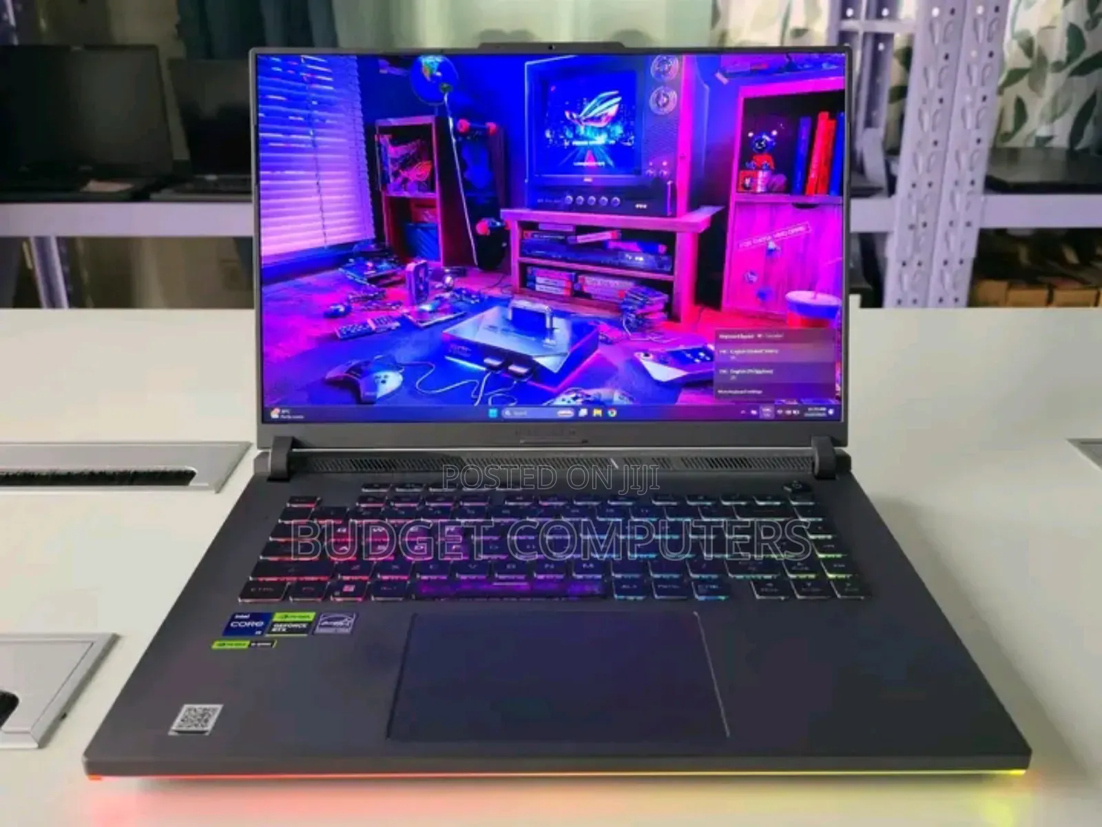 New Laptop Asus ROG Strix G17 32GB Intel Core i9 SSD 1T