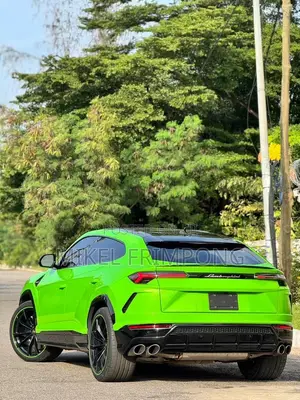 Lamborghini Urus Pearl Capsule 2021 Green