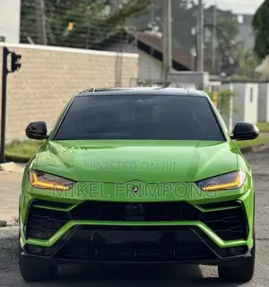 Lamborghini Urus Pearl Capsule 2021 Green