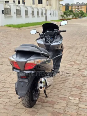 Honda Gold Wing 2022 Silver
