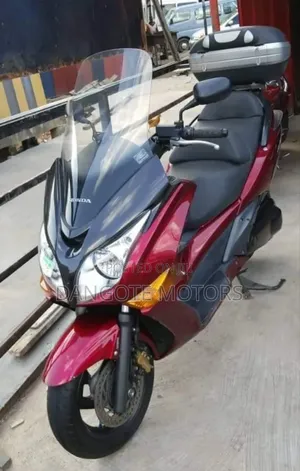 Honda Gold Wing 2022 Silver