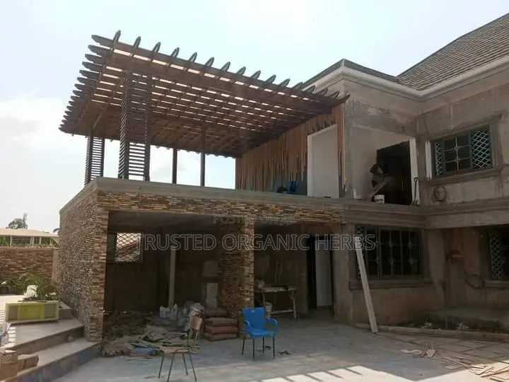 High-Quality General Woodwork Construction ( Professionals)