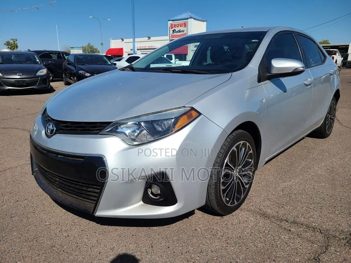 Toyota Corolla 2016 Silver