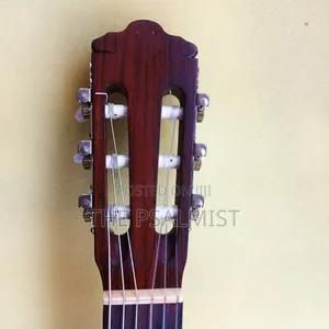 Kurosawa Classical Guitar in Hard Case