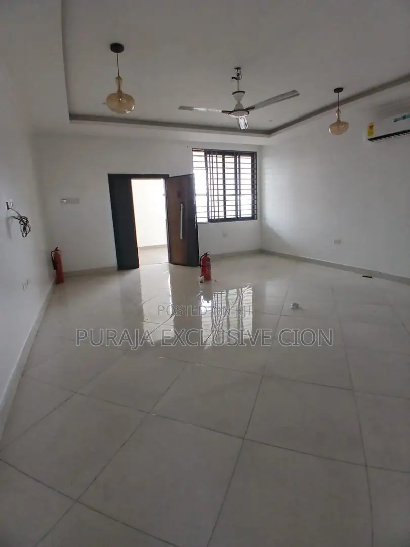 Mini Flat in Fg, Tseaddo for rent