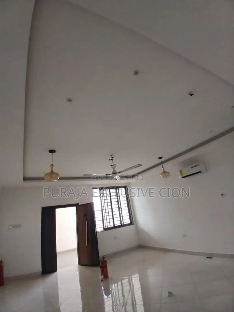 Mini Flat in Fg, Tseaddo for rent