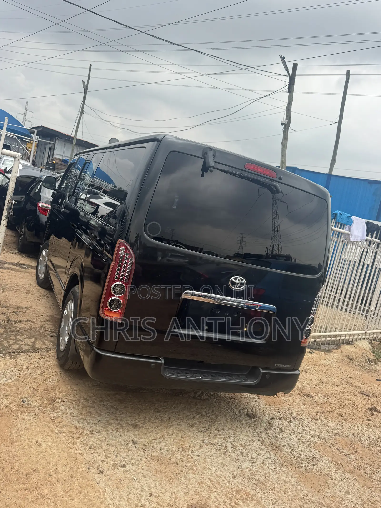 Toyota HiAce 2008 Black
