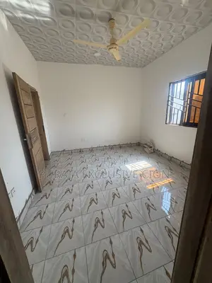 1bdrm Room & Parlour in Gt, Tseaddo for rent
