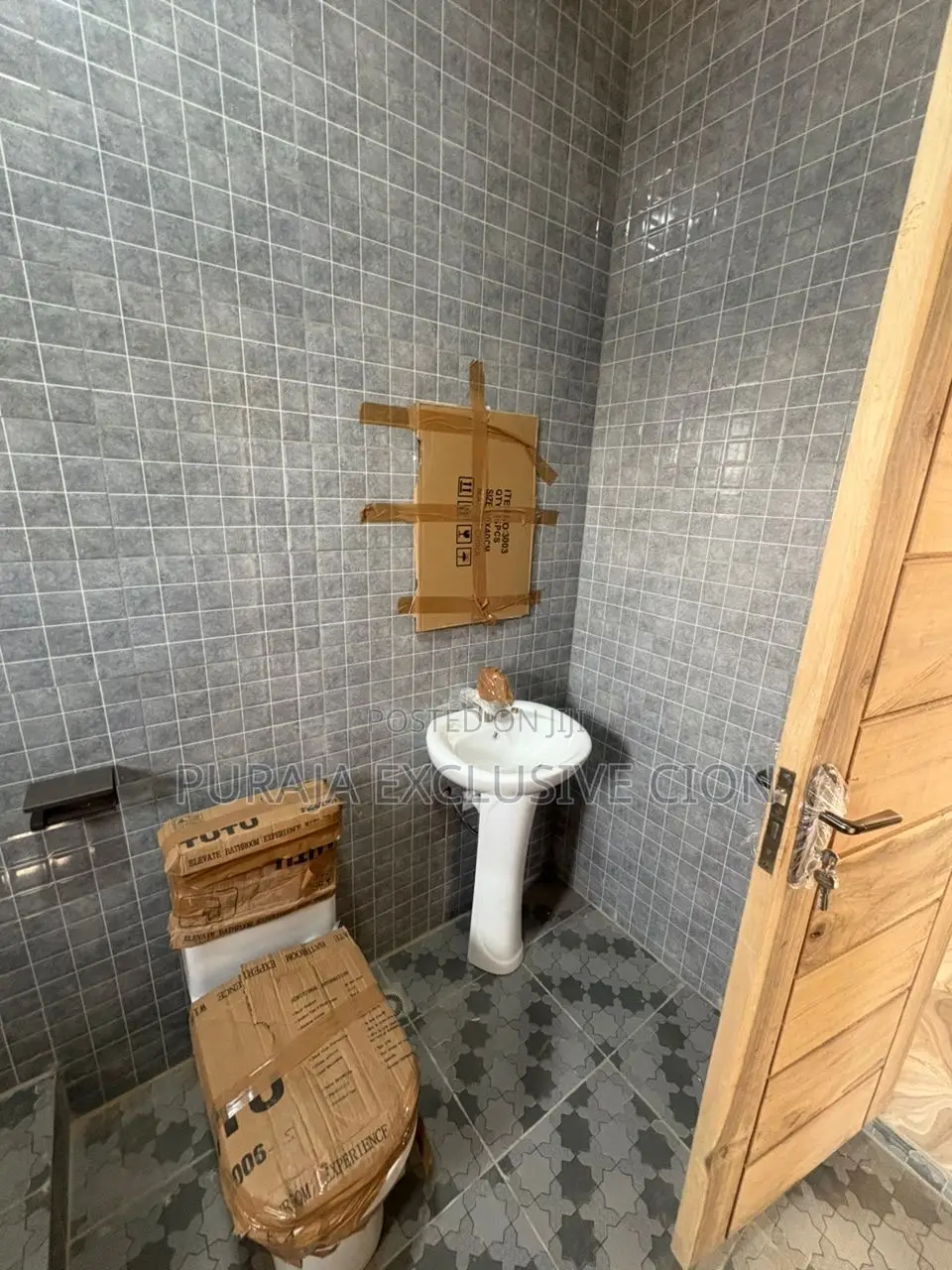 1bdrm Room & Parlour in Gt, Tseaddo for rent