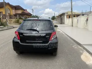 Toyota Vitz 2013 Black