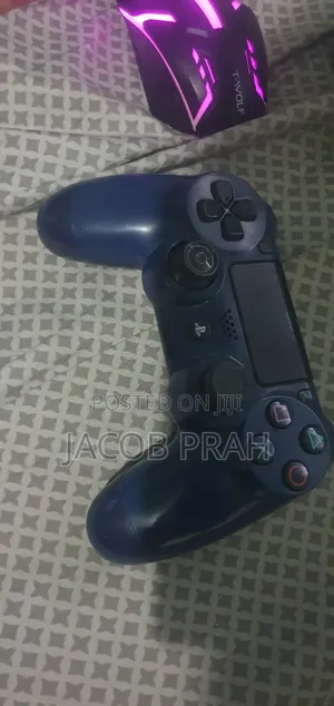Home Used Ps4 Controller