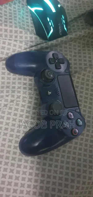 Home Used Ps4 Controller