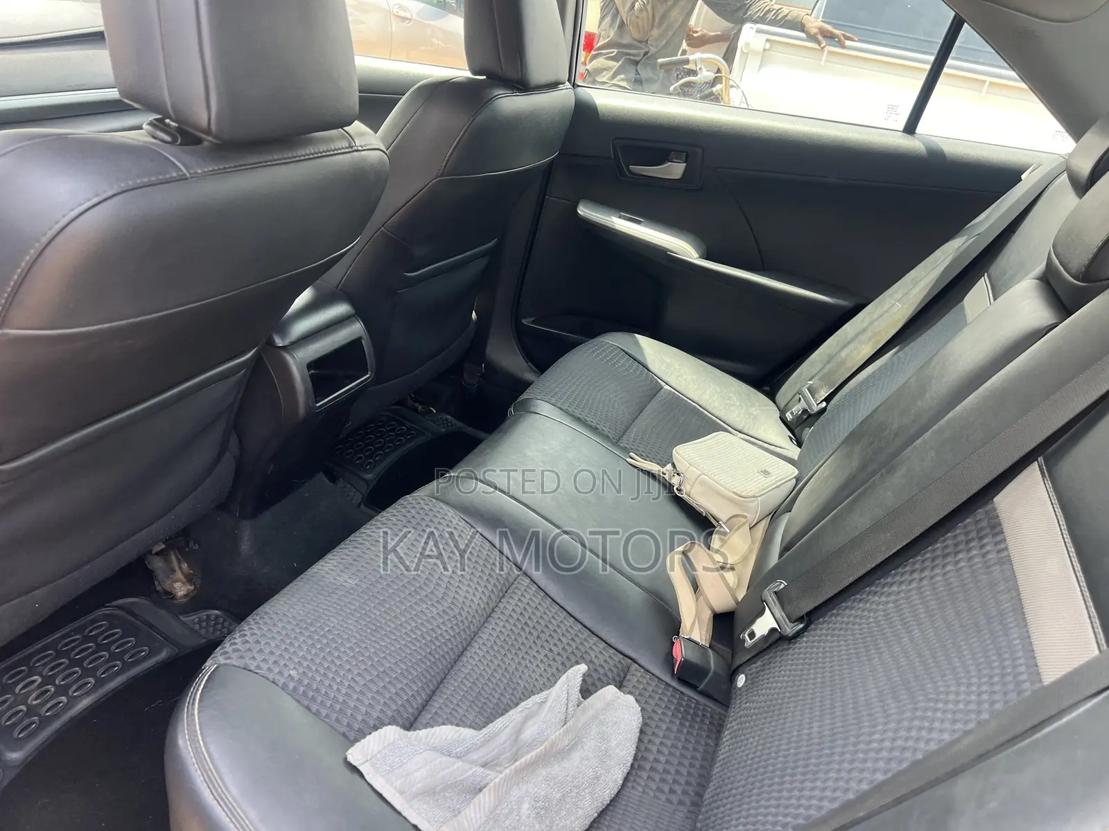 Toyota Camry SE 4dr Sedan (2.5L 4cyl 6A) 2014 Black