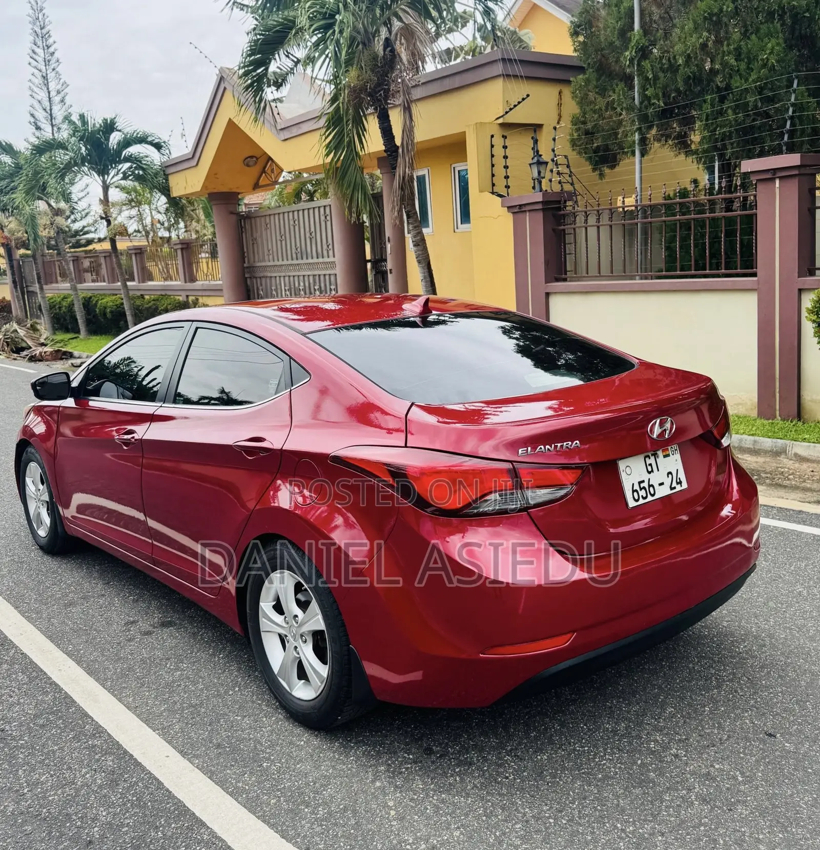 Hyundai Elantra SE Sedan FWD (1.8L 4cyl 6A) 2016 Red
