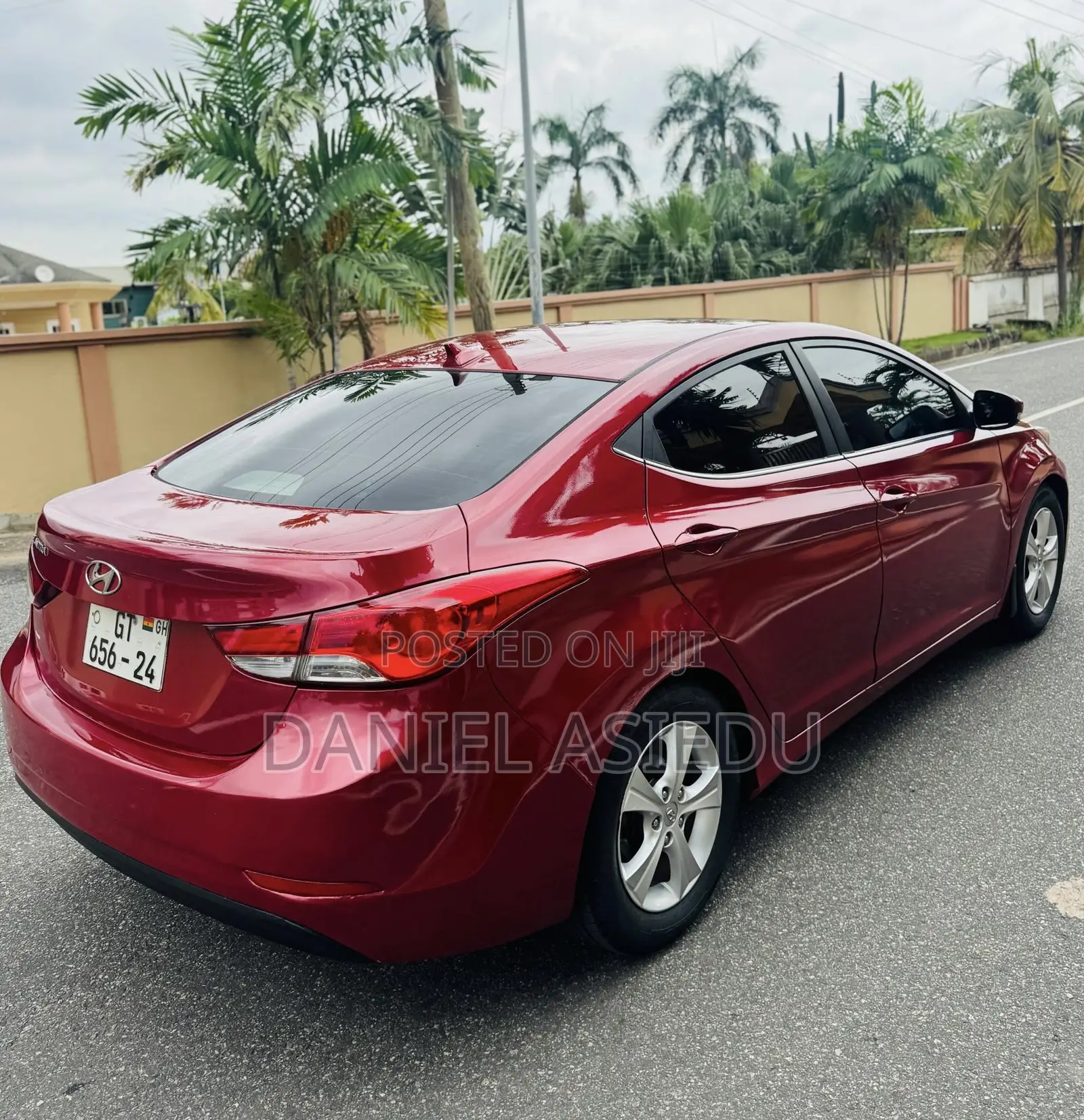 Hyundai Elantra SE Sedan FWD (1.8L 4cyl 6A) 2016 Red