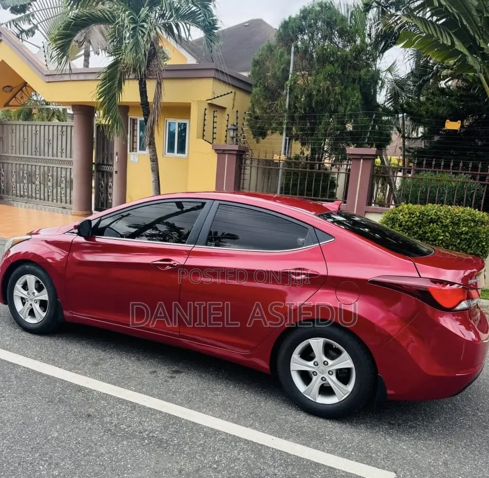 Hyundai Elantra SE Sedan FWD (1.8L 4cyl 6A) 2016 Red