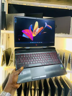 Laptop HP Omen 15-dh002nr 16GB Intel Core i5 SSD 512GB