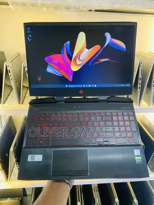 Laptop HP Omen 15-dh002nr 16GB Intel Core i5 SSD 512GB