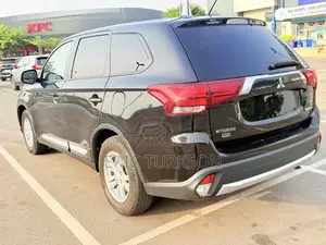Mitsubishi Outlander 2.4 PHEV AWD 2016 Black