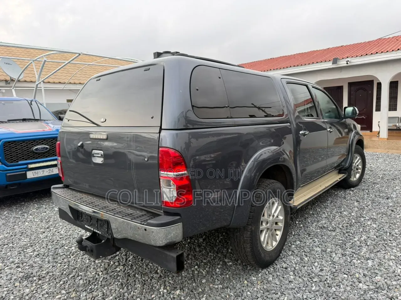 Toyota Hilux 2014 Gray
