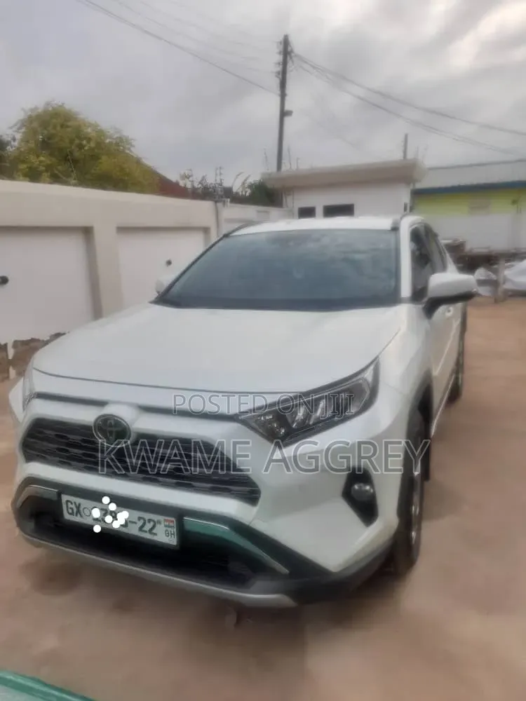 Toyota RAV4 2020 White