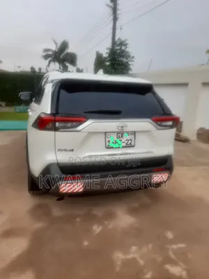 Toyota RAV4 2020 White