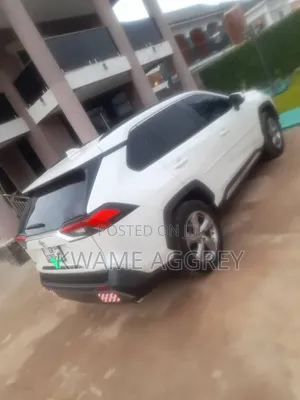 Toyota RAV4 2020 White