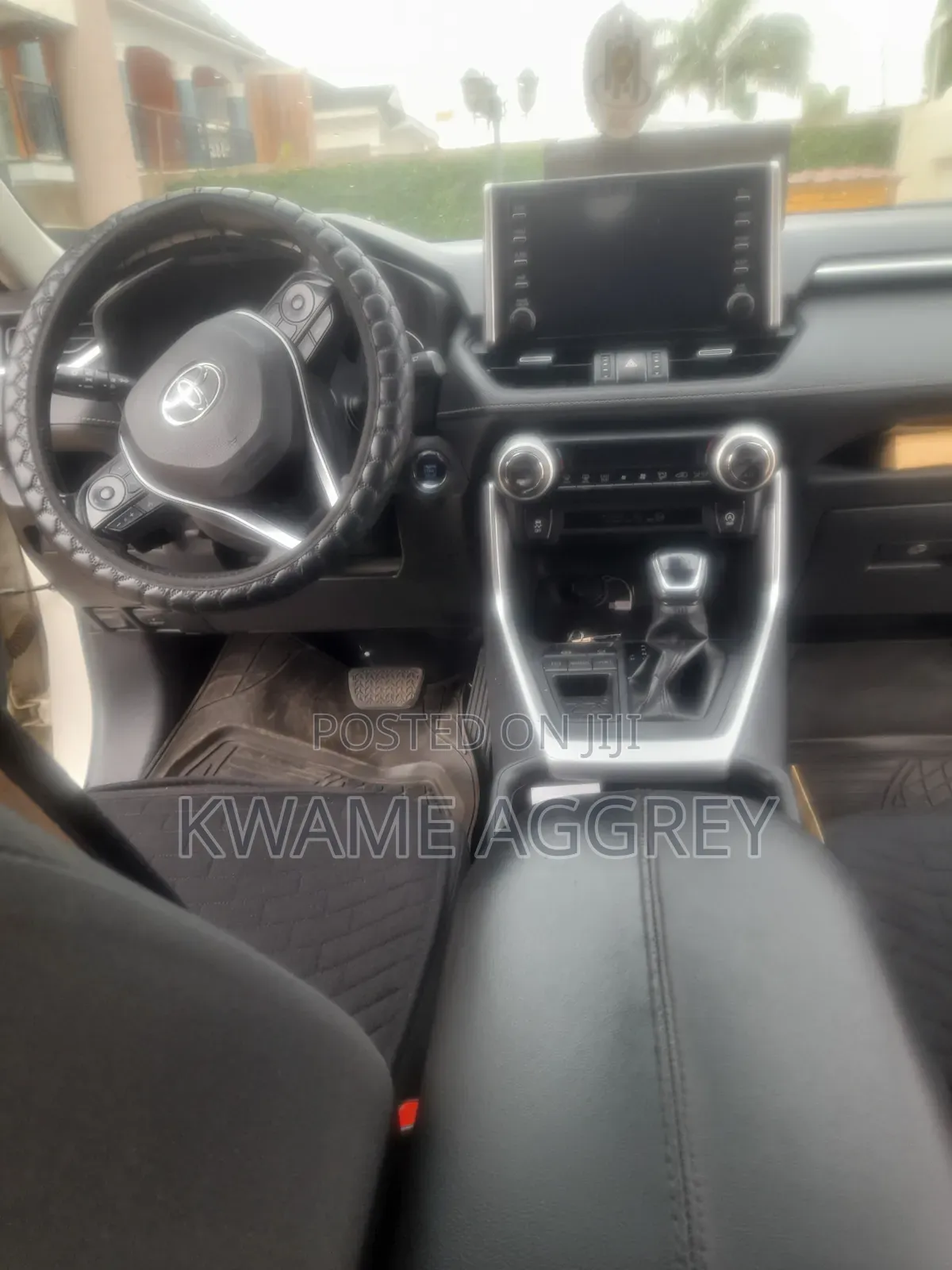 Toyota RAV4 2020 White